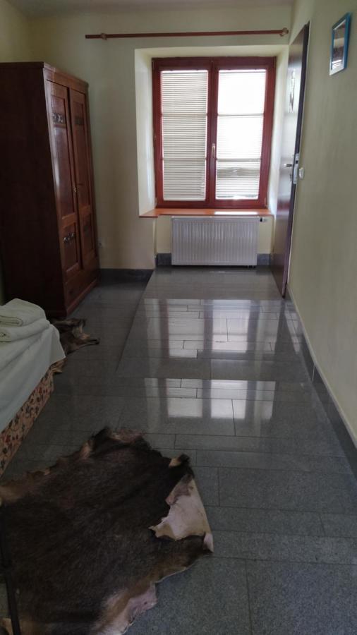 Hotel Hospodarsky Dvur Bohuslavice 텔치 외부 사진